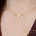 Collier infinity heart En Or 18K