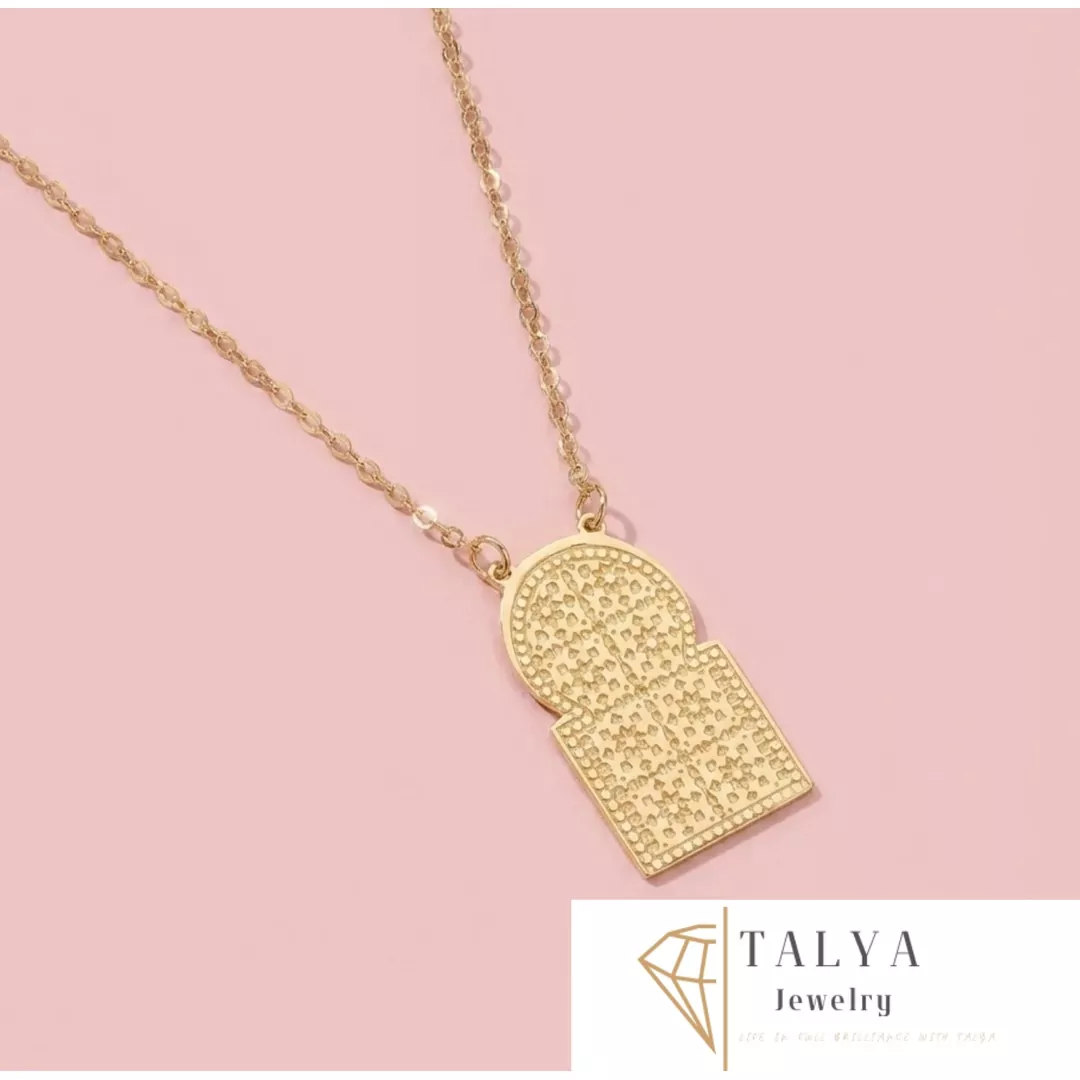 cadre_1080_Untitled-design-9 Collier Abwab En Or 18K - Image 1